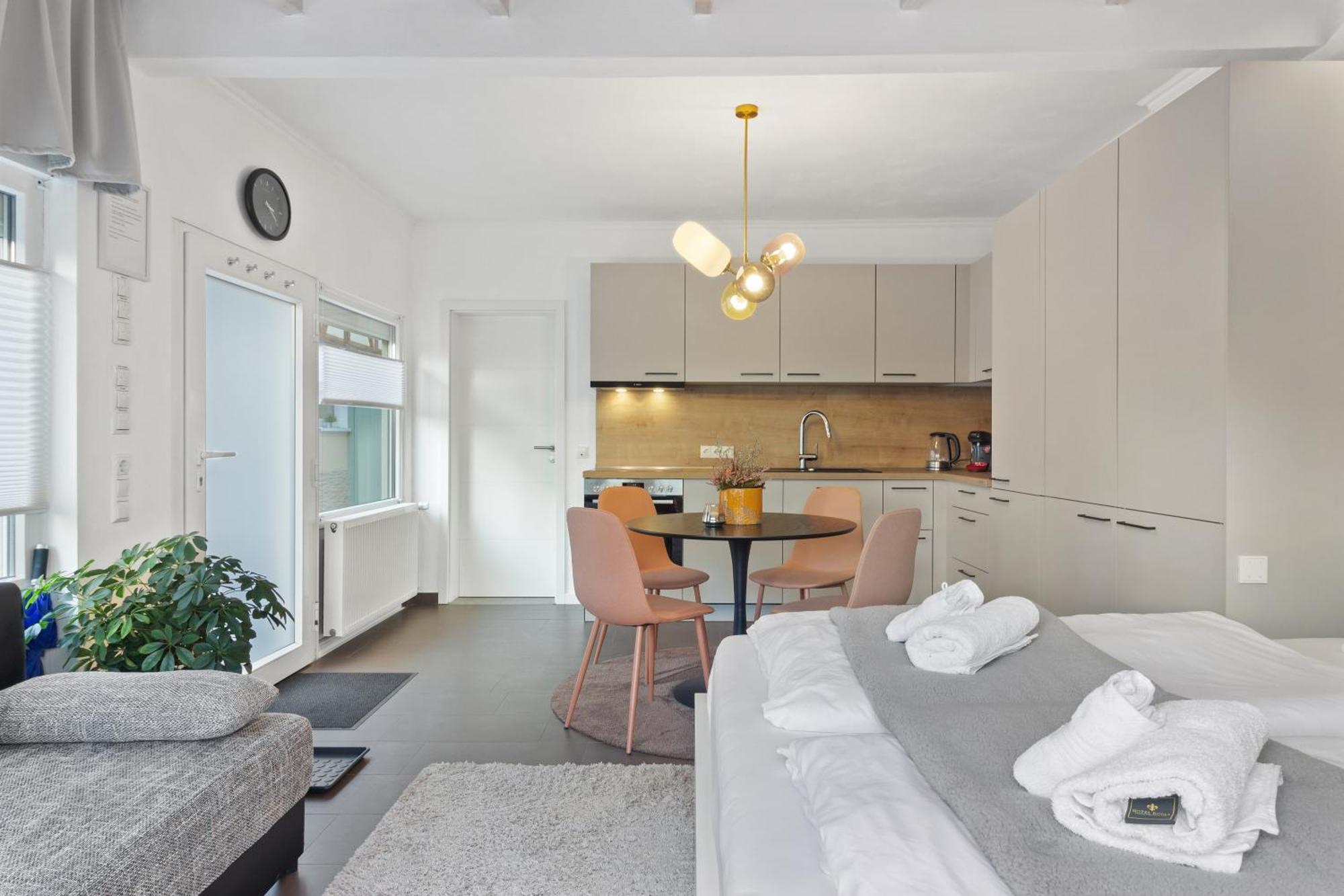 Gaestehaus Fuer 3 - Sauna - Terrasse - Wlan - Kueche Apartment Hassloch (Rhineland-Palatinate)